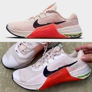 Women’s Nike Metcon 7 Training Shoes / Sneakers - Light Pink/ Coral